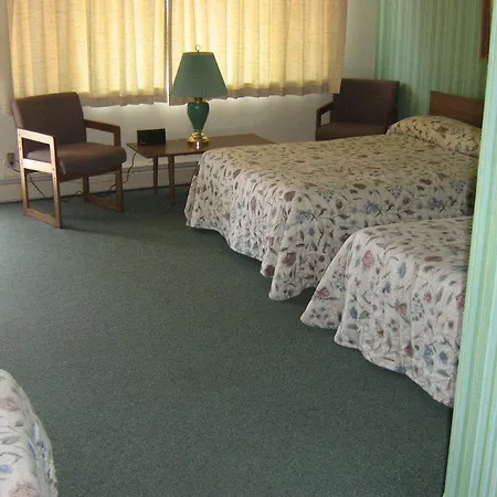 Chapel Hill Motel Brevort Room photo